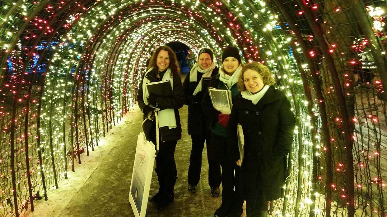 Carolers CandyCane Lane edit