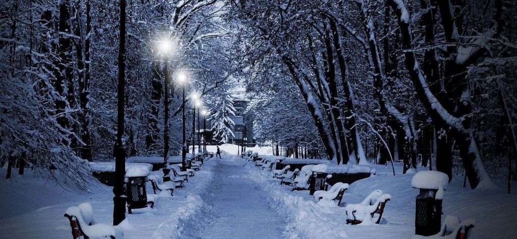 Friday, December 13, 2024
7:07 p.m.
featuring ensembles Emerald, Orange, Scarlet, Turquoise, with Ivory